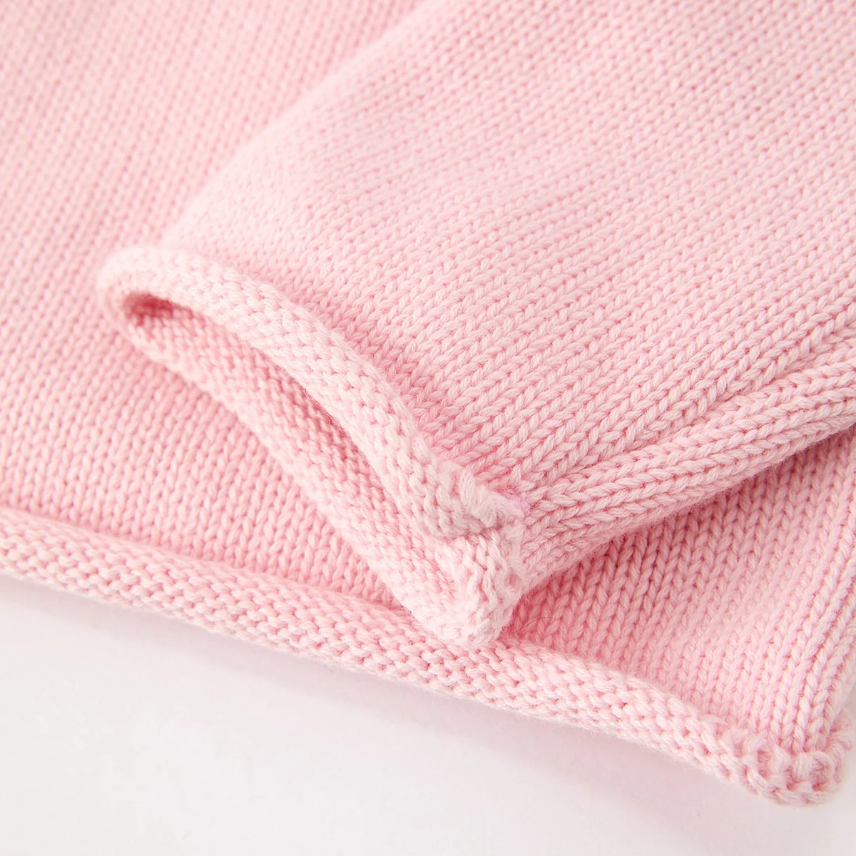 candy-cane-bow-knit-sweater-cuff-detail